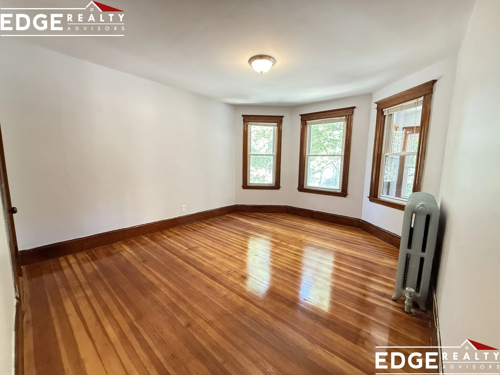 3 bed, 1 bath apartment for rent at 494 Washington St Unit 2, Brighton — photo 4 of 14