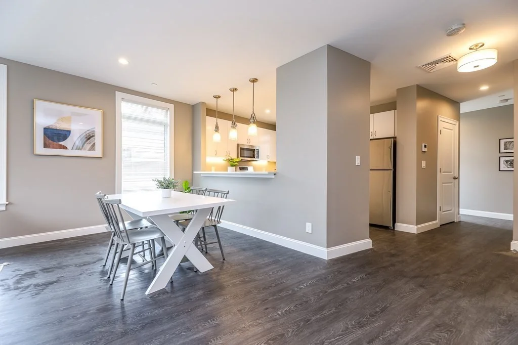2 bed, 2 bath apartment for rent at 4945 Washington St Unit 205, West Roxbury — photo 4 of 34