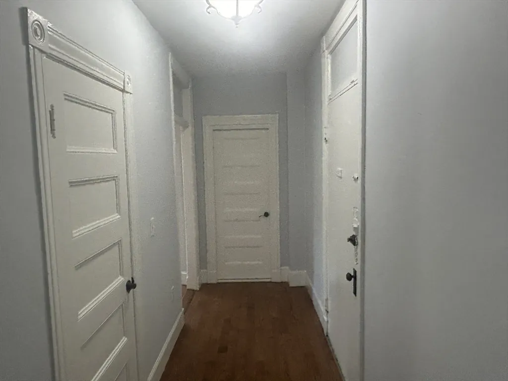4 bed, 1 bath apartment for rent at 495 Broadway Unit 2, South Medford — photo 8 of 32