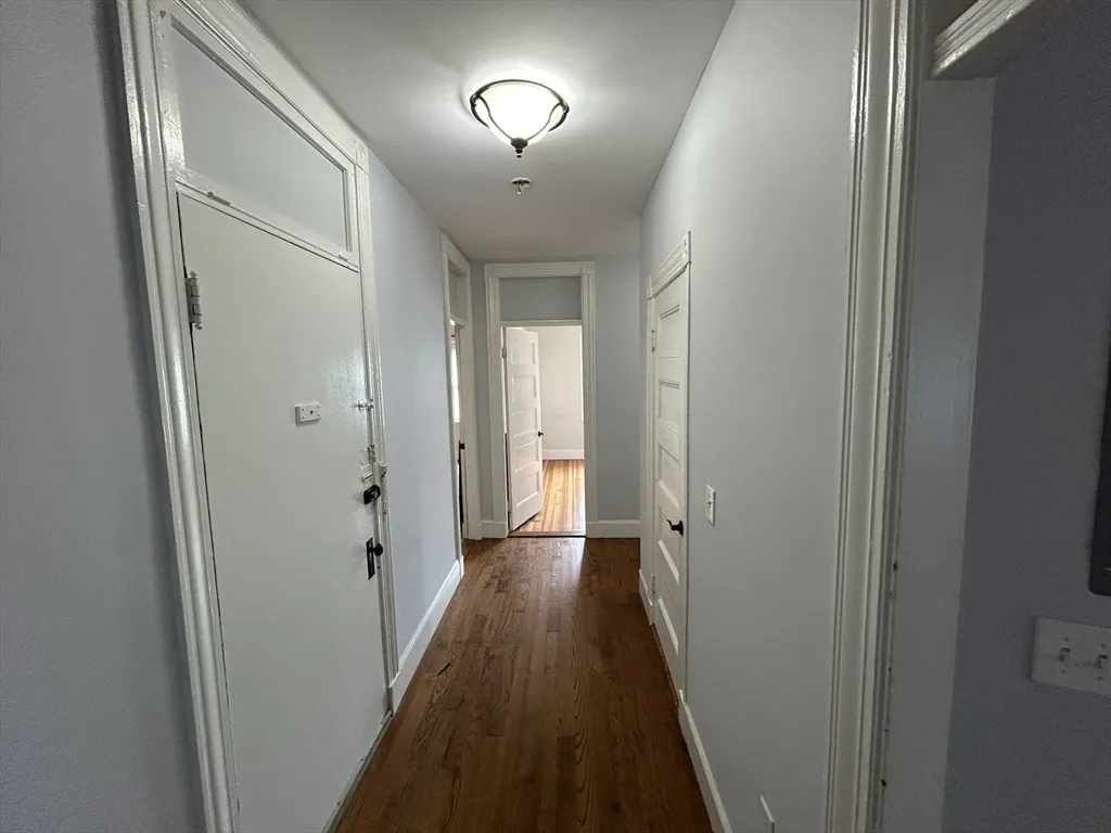 4 bed, 1 bath apartment for rent at 495 Broadway Unit 2, South Medford — photo 9 of 32