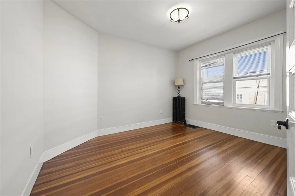 4 bed, 1 bath apartment for rent at 495 Broadway Unit 2, South Medford — photo 31 of 32