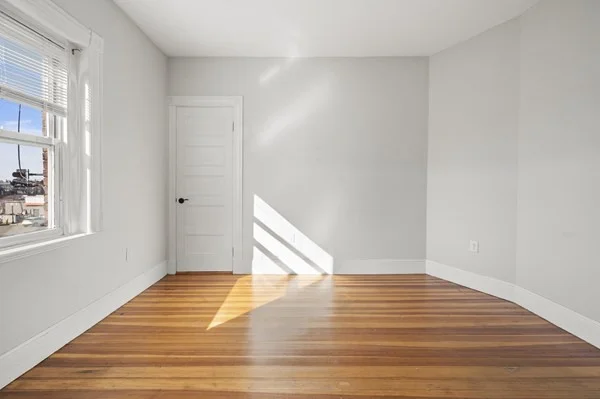 4 bed, 1 bath apartment for rent at 495 Broadway Unit 2, South Medford — photo 29 of 32