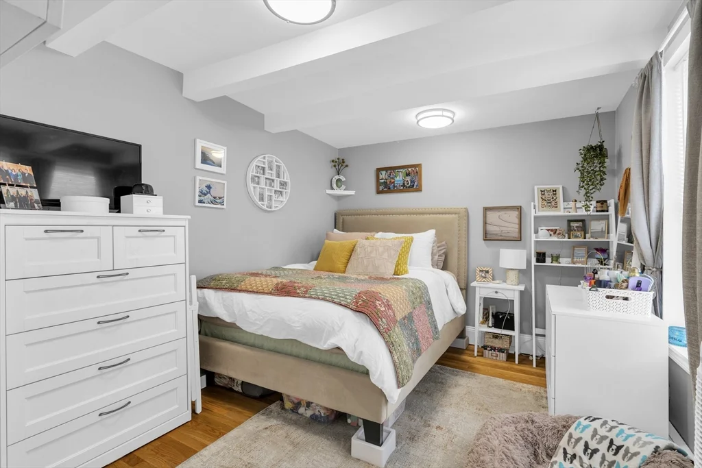 1 bed, 1 bath apartment for rent at 495 E 7th Unit 2, South Boston — photo 3 of 8