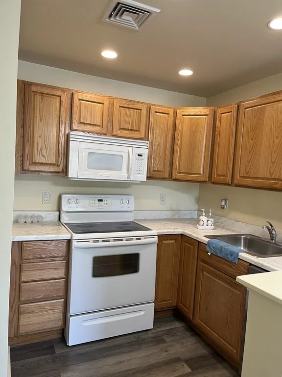 2 bed, 1 bath apartment for rent at 495 Revere Beach Blvd Unit 104, Revere — photo 5 of 15