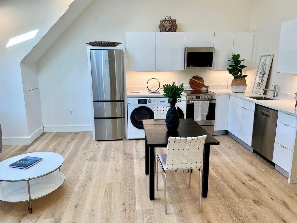 1 bed, 1 bath apartment for rent at 495 Traelo Rd Unit 302, Belmont — photo 2 of 8