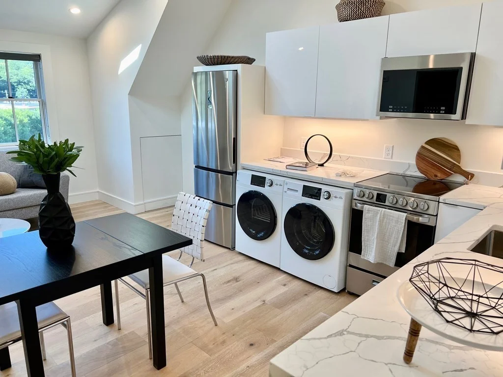 1 bed, 1 bath apartment for rent at 495 Traelo Rd Unit 302, Belmont