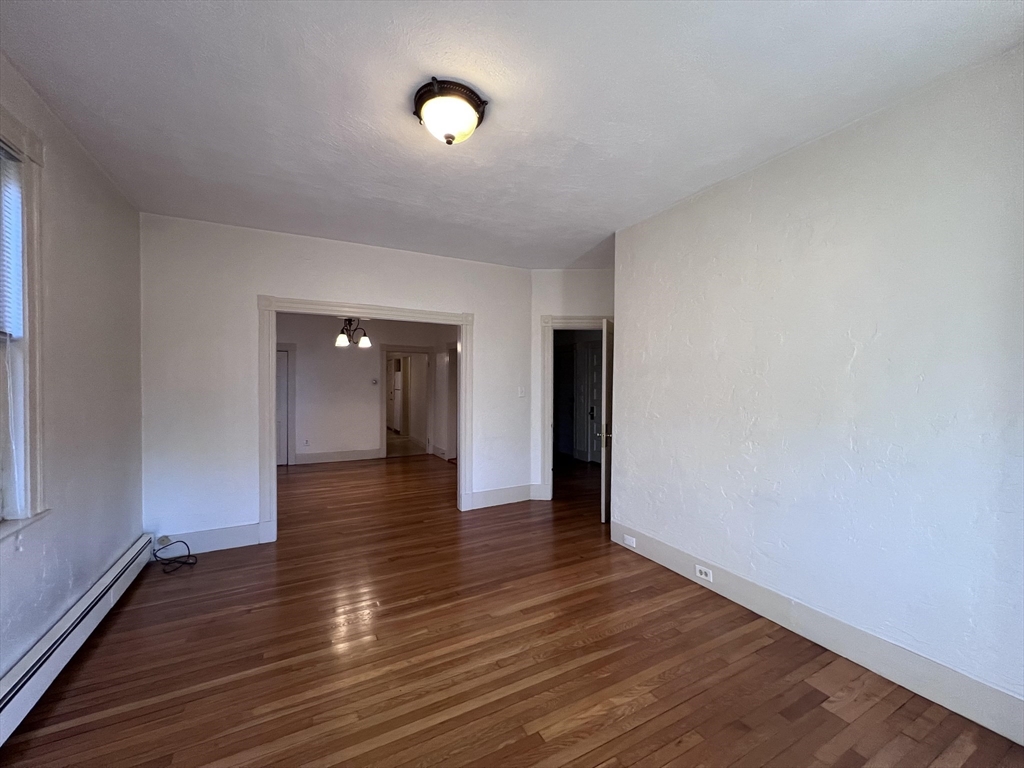 2 bed, 1 bath apartment for rent at 496-500 Lincoln Ave Unit 2L, Cliftondale — photo 2 of 8