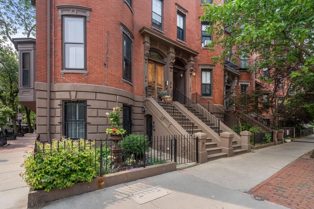 2 bed, 1 bath apartment for rent at 496 Columbus Ave Unit 3, South End — photo 21 of 24