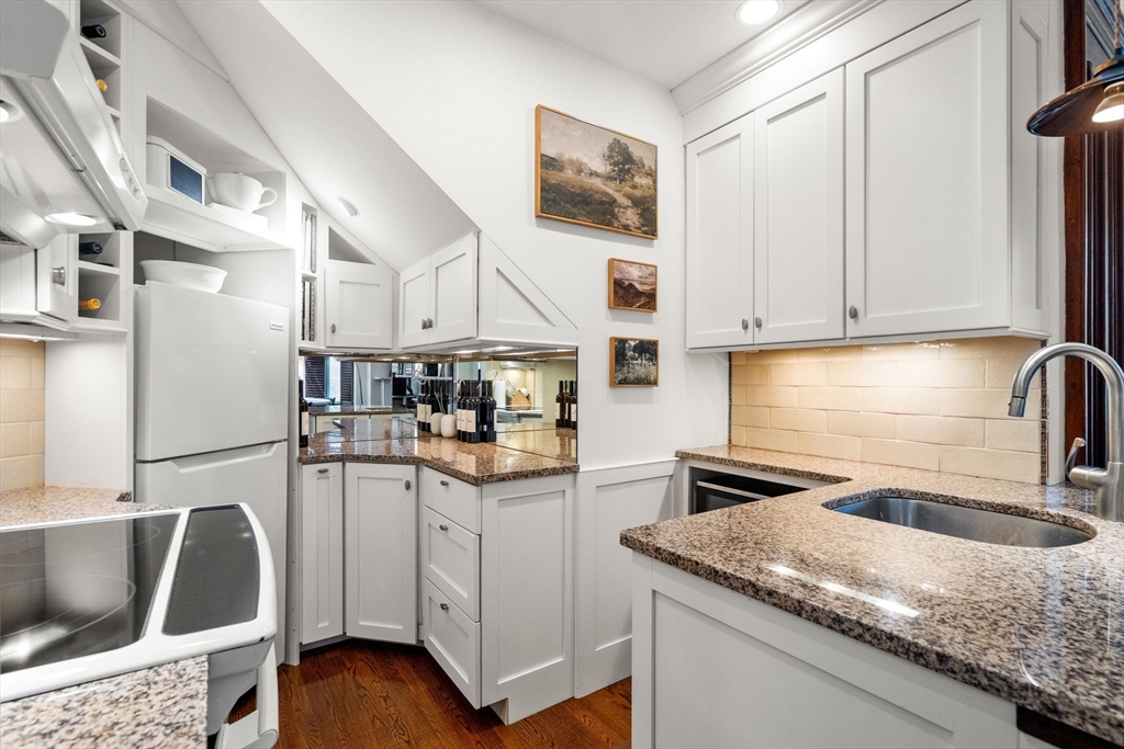2 bed, 1 bath apartment for rent at 496 Columbus Ave Unit 3, South End — photo 9 of 24