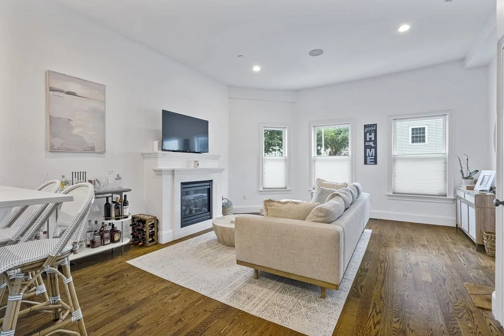 2 bed, 2 bath apartment for rent at 496 E 3rd Unit 1, South Boston — photo 9 of 22
