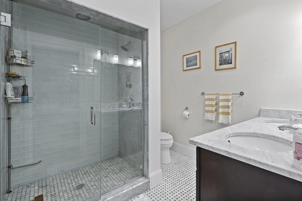 2 bed, 2 bath apartment for rent at 496 E 3rd Unit 1, South Boston — photo 14 of 22