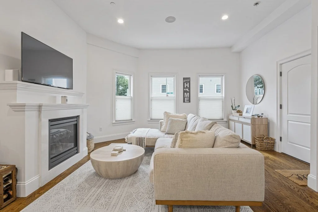 2 bed, 2 bath apartment for rent at 496 E 3rd Unit 1, South Boston — photo 10 of 22