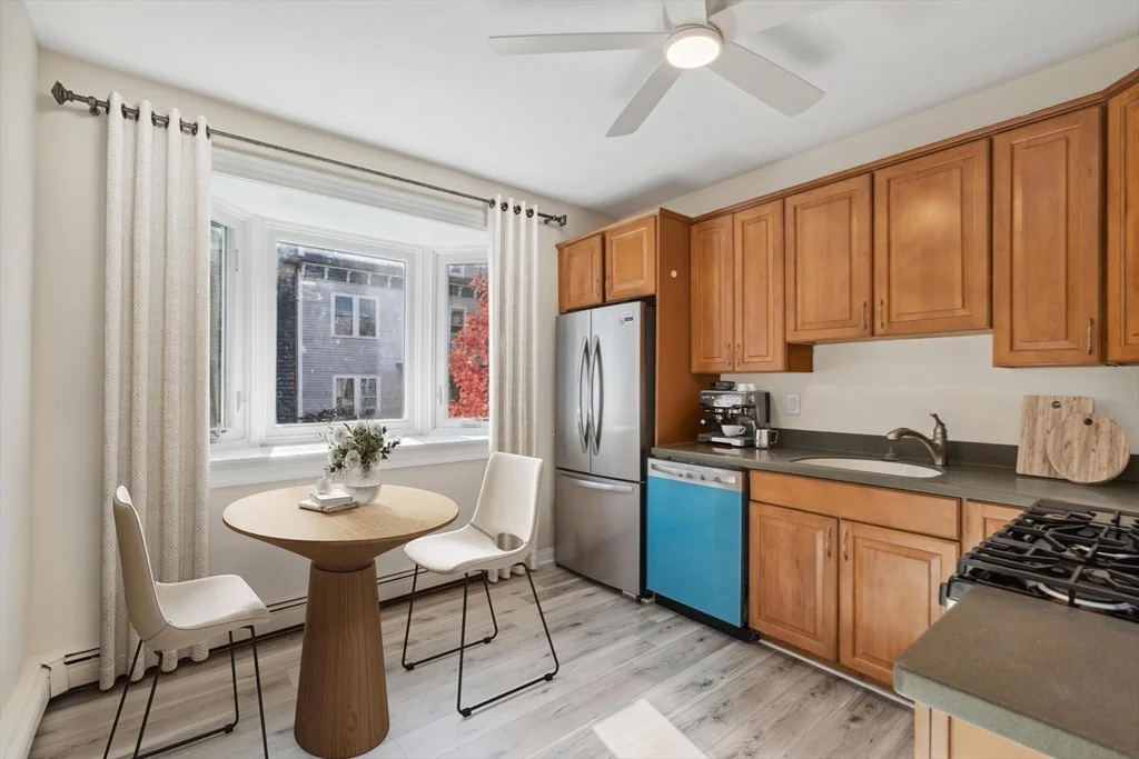 3 bed, 1 bath apartment for rent at 496 East Seventh St Unit 1, South Boston — photo 5 of 15