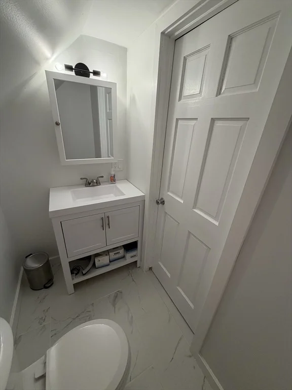 3 bed, 1 bath apartment for rent at 496 East Seventh St Unit 1, South Boston — photo 11 of 15
