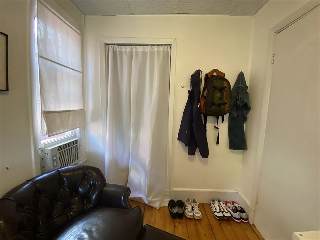 2 bed, 1 bath apartment for rent at 496 Sumner St Unit 3, East Boston — photo 12 of 20