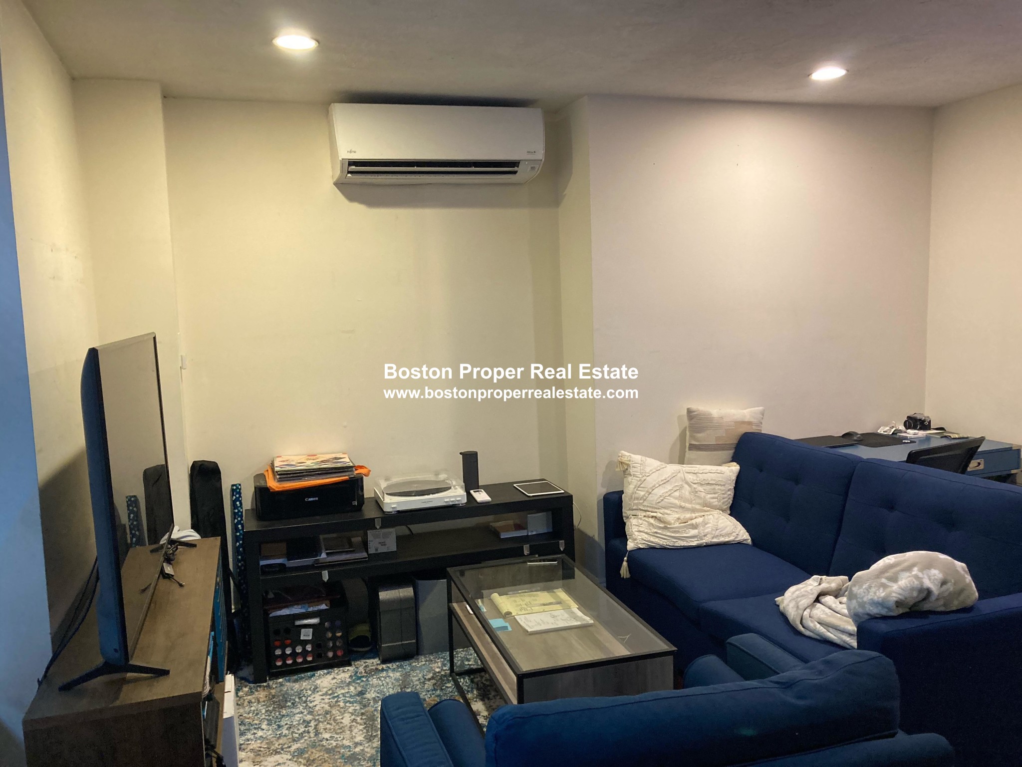 1 bed, 1 bath apartment for rent at 497 Beacon St Unit 801, Back Bay — photo 4 of 10