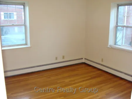 2 bed, 1 bath apartment for rent at 497 Centre St Unit 2A, Newton Corner — photo 3 of 4