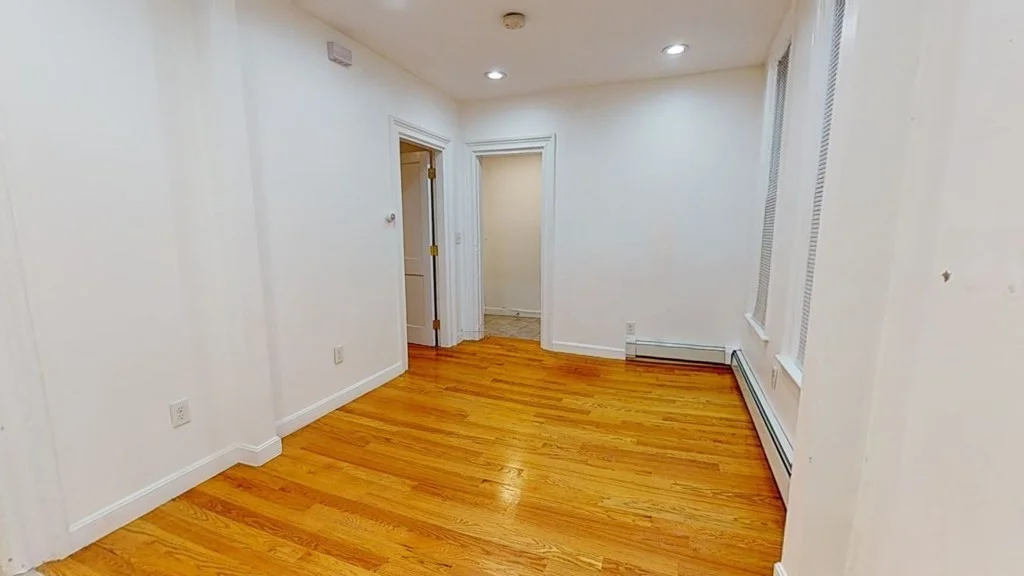 1 bed, 1 bath apartment for rent at 497 Warren St Unit 1R, Roxbury — photo 9 of 18