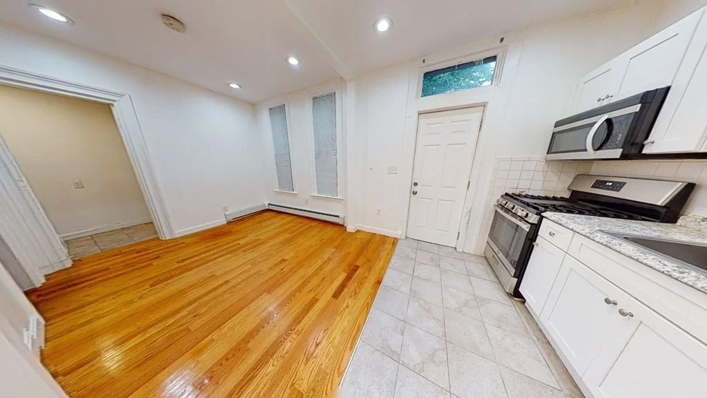 1 bed, 1 bath apartment for rent at 497 Warren St Unit 1R, Roxbury — photo 3 of 18