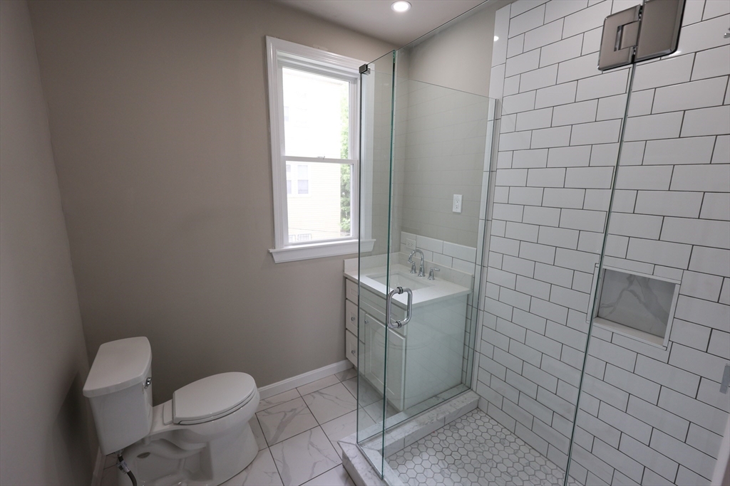 1 bed, 1 bath apartment for rent at 497 Warren St Unit 2, Dorchester — photo 10 of 16