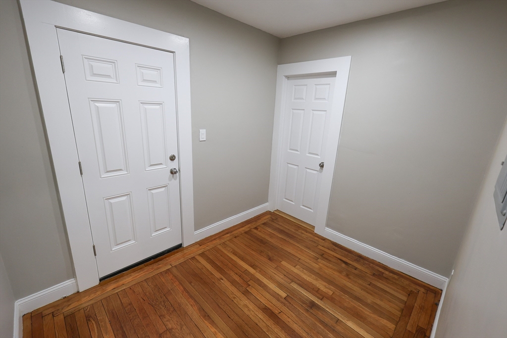 1 bed, 1 bath apartment for rent at 497 Warren St Unit 2, Dorchester — photo 7 of 16