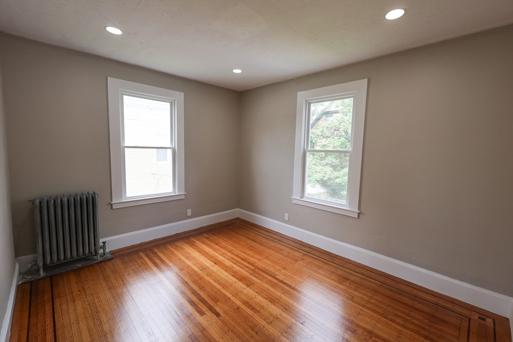 1 bed, 1 bath apartment for rent at 497 Warren St Unit 2, Dorchester — photo 8 of 16