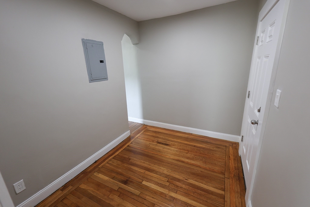 1 bed, 1 bath apartment for rent at 497 Warren St Unit 2, Dorchester — photo 6 of 16