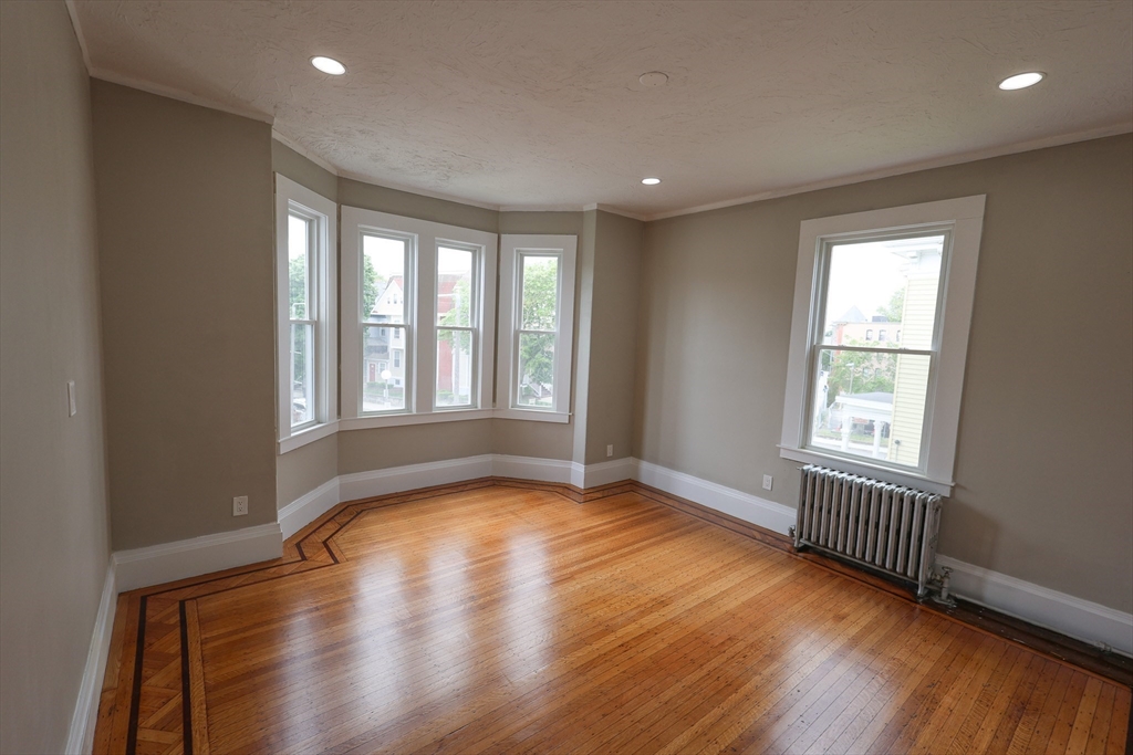 1 bed, 1 bath apartment for rent at 497 Warren St Unit 2, Dorchester — photo 11 of 16