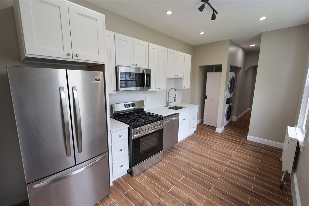 1 bed, 1 bath apartment for rent at 497 Warren St Unit 2, Dorchester — photo 2 of 16