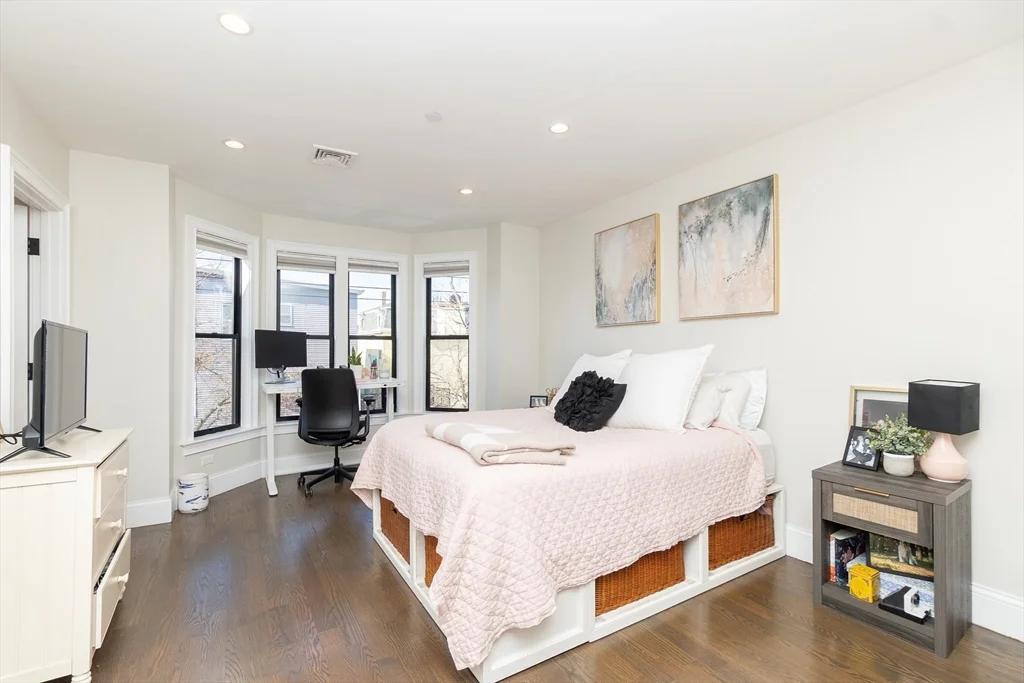 2 bed, 2 bath apartment for rent at 498 Sumner St Unit PH, East Boston — photo 11 of 30