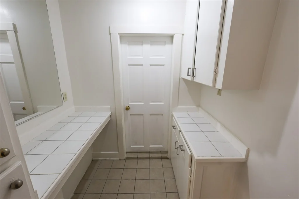 2 bed, 1 bath apartment for rent at 498 Whipple St Unit 3-S, Fall River — photo 8 of 18