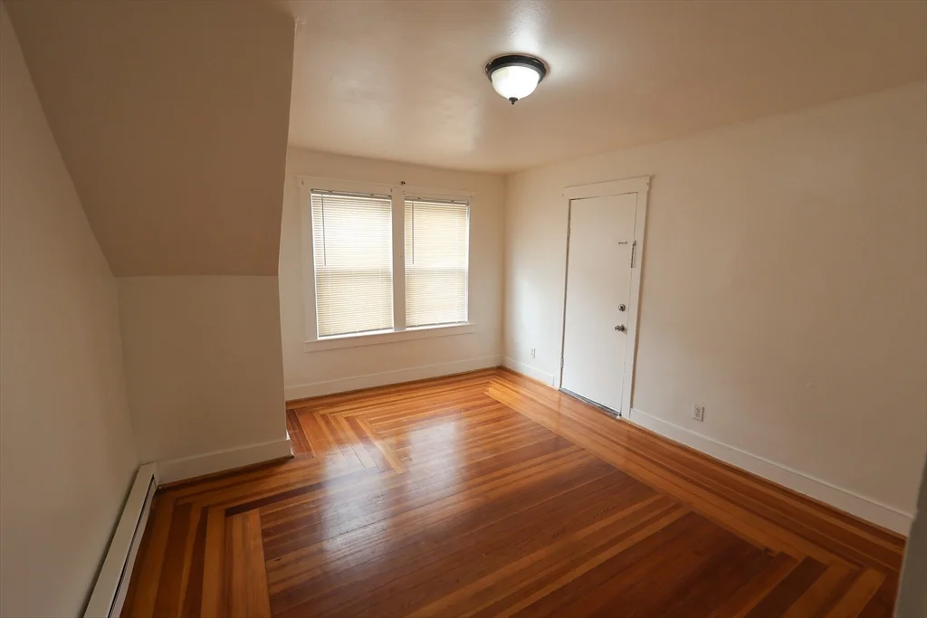 2 bed, 1 bath apartment for rent at 498 Whipple St Unit 3-S, Fall River — photo 13 of 18
