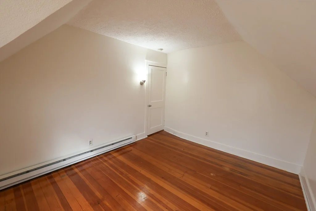 2 bed, 1 bath apartment for rent at 498 Whipple St Unit 3-S, Fall River — photo 16 of 18