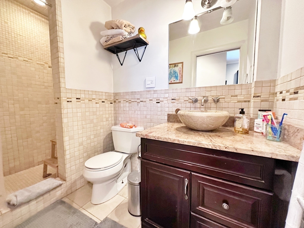 2 bed, 2 bath apartment for rent at 499 Sumner St Unit 1, East Boston — photo 8 of 20