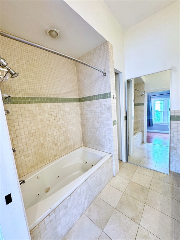 2 bed, 2 bath apartment for rent at 499 Sumner St Unit 1, East Boston — photo 12 of 20