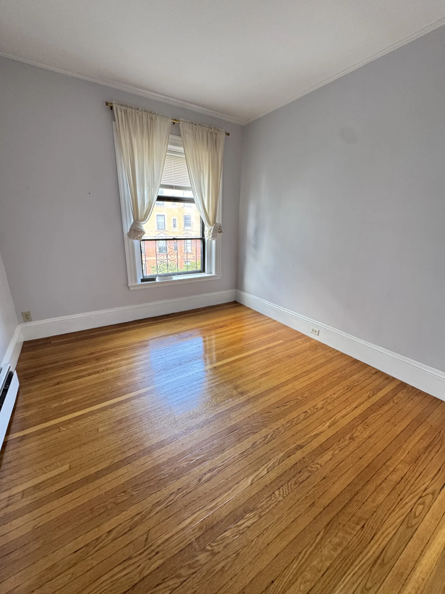 1 bed, 1 bath apartment for rent at 499 Beacon Unit 8, Fenway — photo 6 of 10