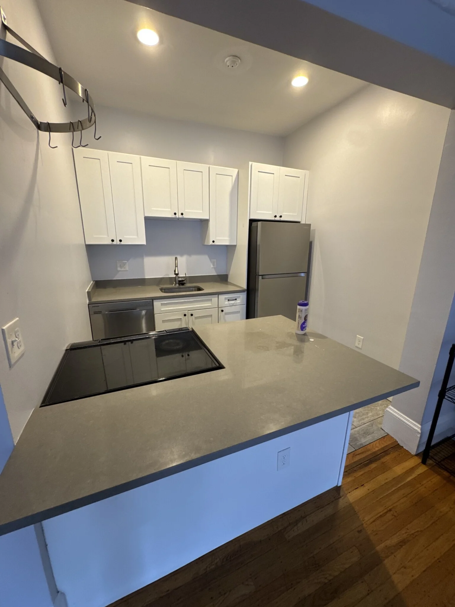 1 bed, 1 bath apartment for rent at 499 Beacon Unit 8, Fenway — photo 4 of 10