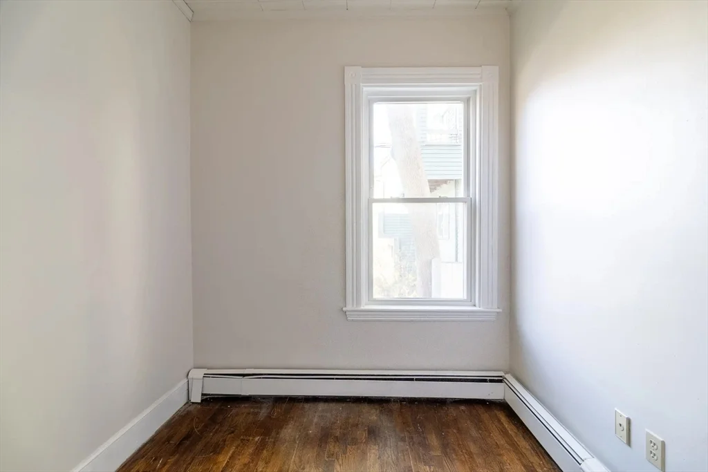 2 bed, 1 bath apartment for rent at 4A Sherman St Unit 1, Neighborhood Nine — photo 8 of 11