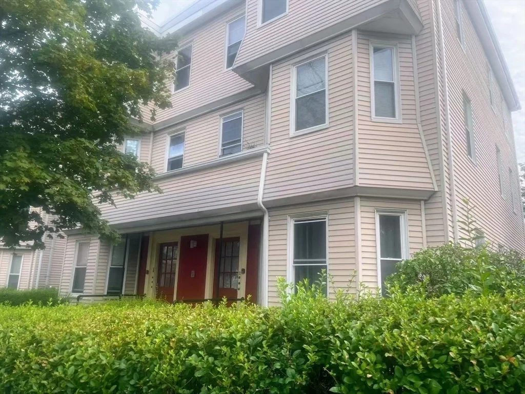 2 bed, 1 bath apartment for rent at 4A Sherman St Unit 1, Neighborhood Nine — photo 11 of 11