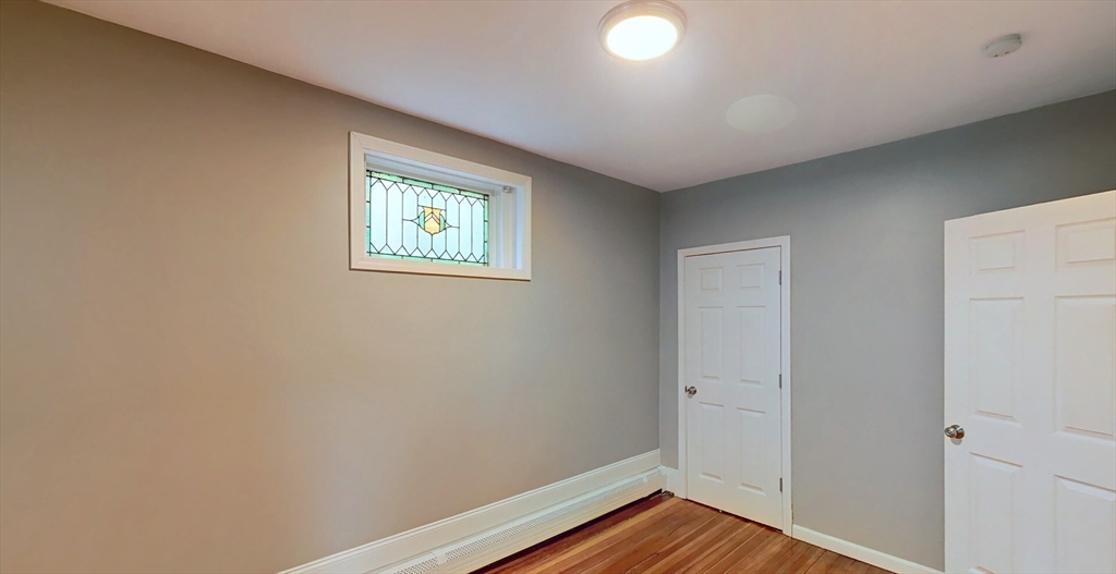 2 bed, 1 bath apartment for rent at 4A Weld Ave Unit 1, Roxbury — photo 7 of 10