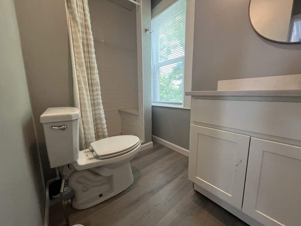 2 bed, 1 bath apartment for rent at 5 1/2 Savery Ln Unit 2, North Plymouth — photo 7 of 9