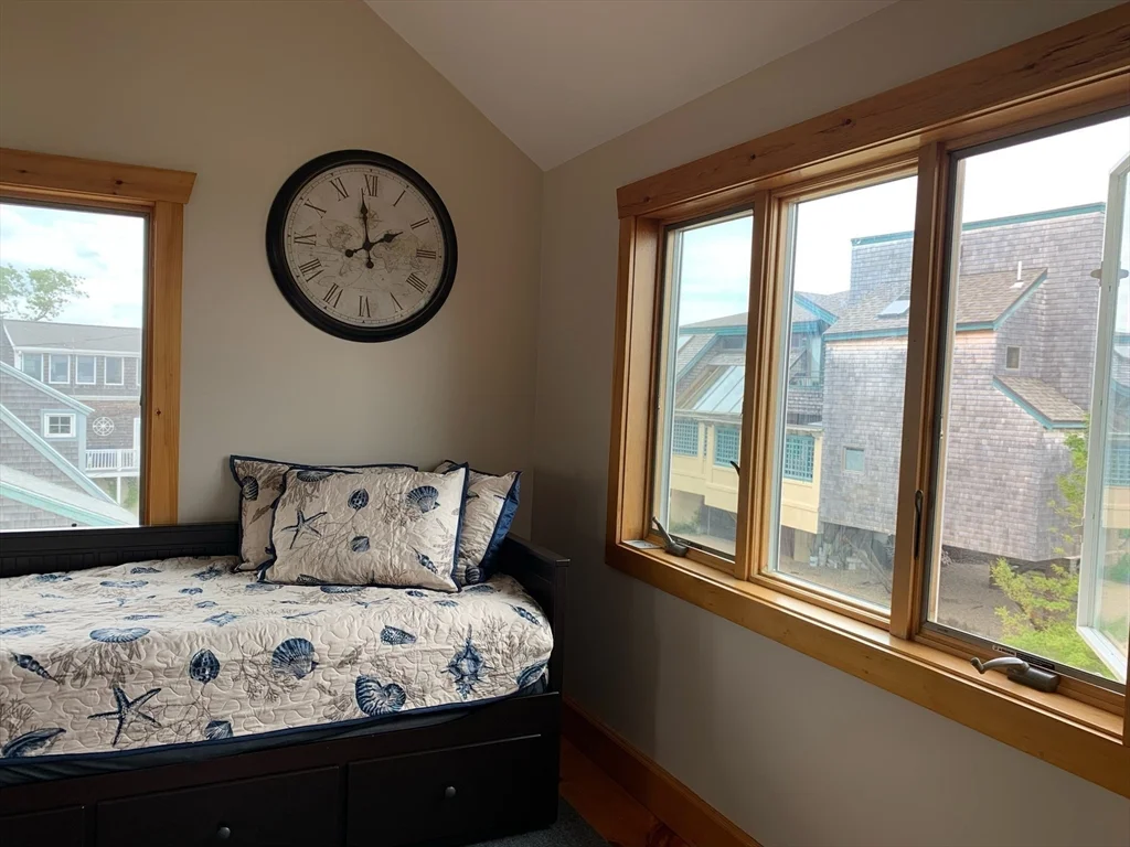 4 bed, 2 bath apartment for rent at 5 39th St Unit WINTER, Plum Island — photo 25 of 35