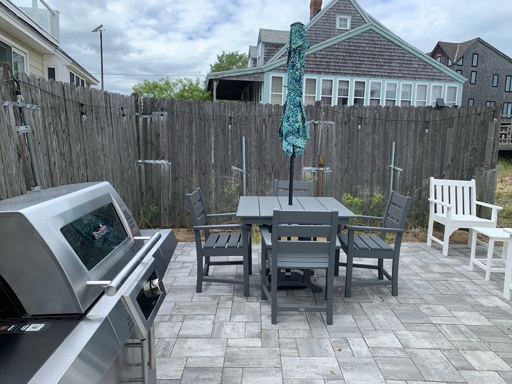 4 bed, 2 bath apartment for rent at 5 39th St Unit WINTER, Plum Island — photo 21 of 35