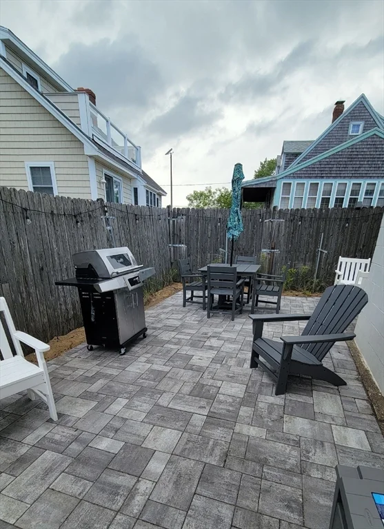 4 bed, 2 bath apartment for rent at 5 39th St Unit WINTER, Plum Island — photo 30 of 35