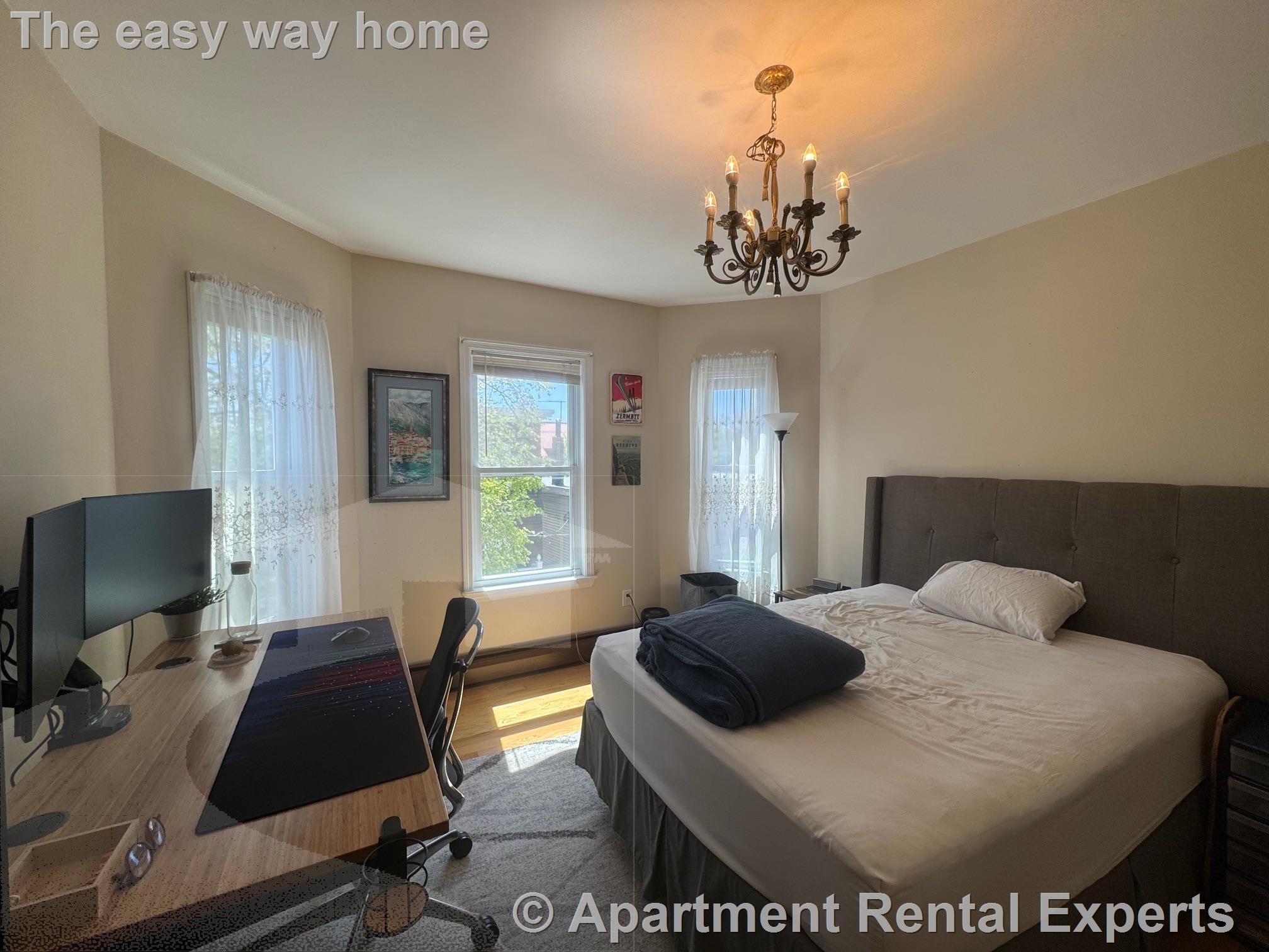 3 bed, 1 bath apartment for rent at 5.5 Palermo St Unit 3, Inman Square — photo 5 of 17