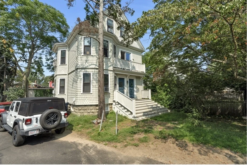 2 bed, 1 bath apartment for rent at 5-6 Hollis Park Unit 5, North Cambridge — photo 10 of 10