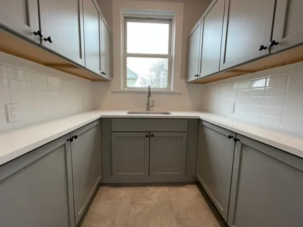 4 bed, 2 bath apartment for rent at 5-7 Argus Pl Unit 5, Brighton — photo 6 of 18