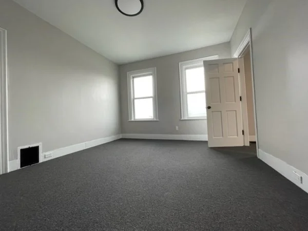 4 bed, 2 bath apartment for rent at 5-7 Argus Pl Unit 5, Brighton — photo 9 of 18