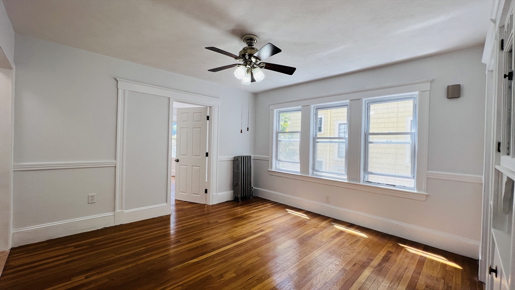 4 bed, 2 bath apartment for rent at 5-7 Hawthorne Park Unit 1, West Cambridge — photo 6 of 10