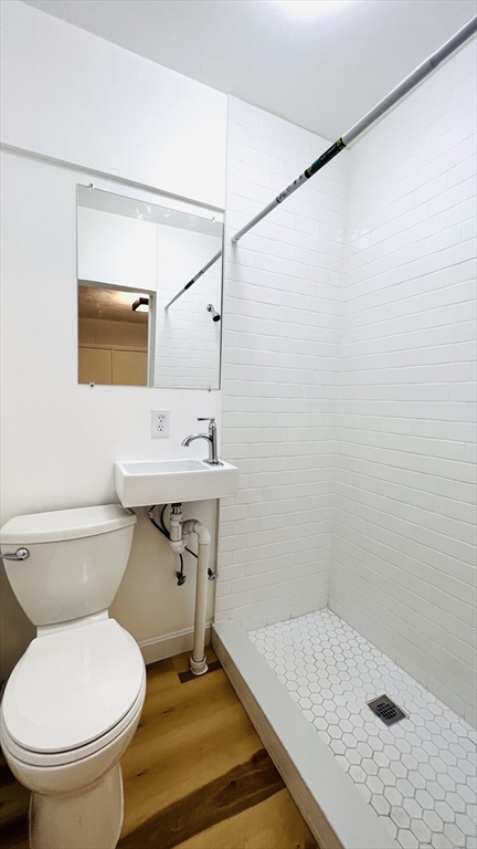 4 bed, 2 bath apartment for rent at 5-7 Hawthorne Park Unit 1, West Cambridge — photo 10 of 10